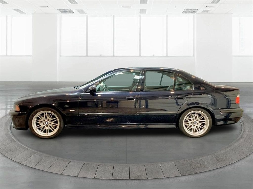 2003 BMW M5 null image 4