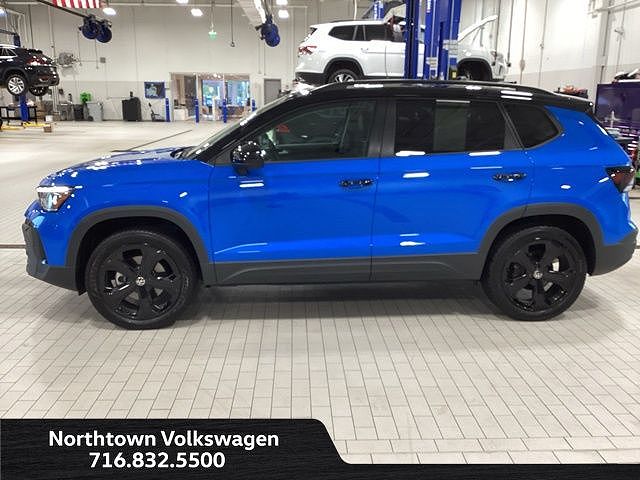 2025 Volkswagen Taos
