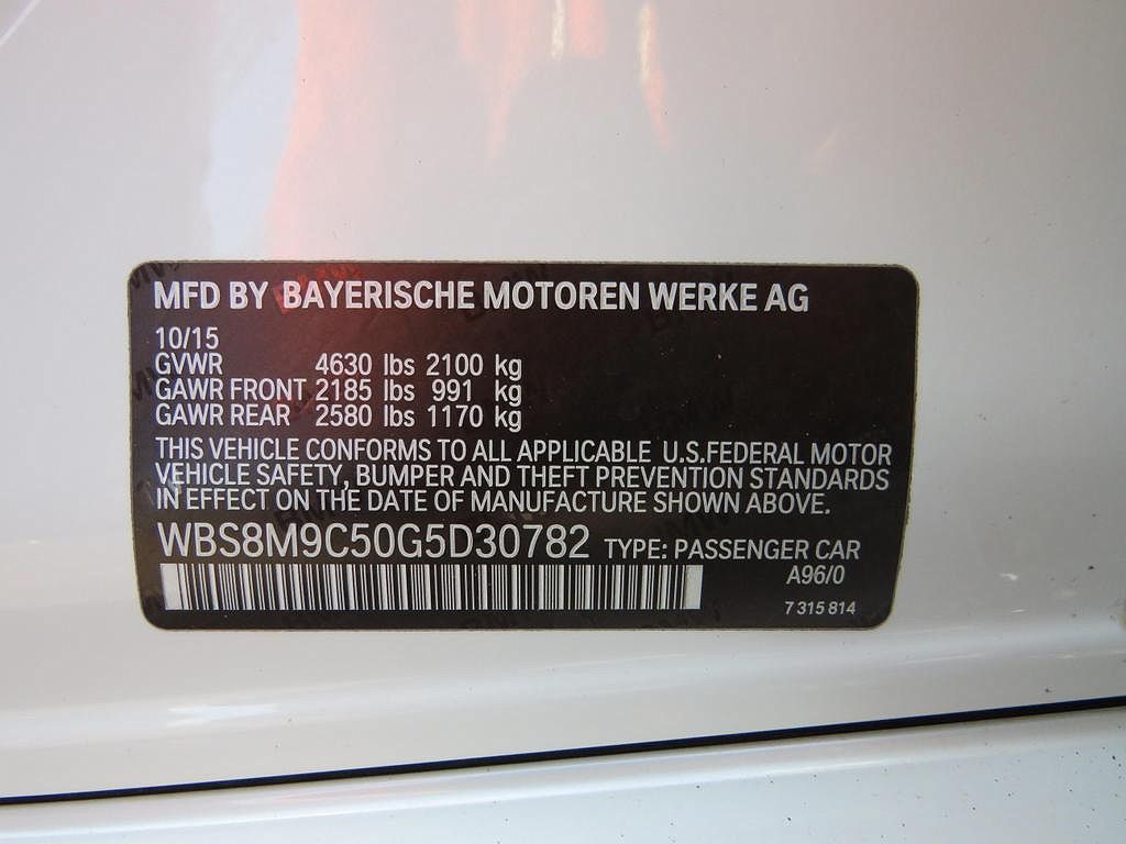 2016 BMW M3 null image 32