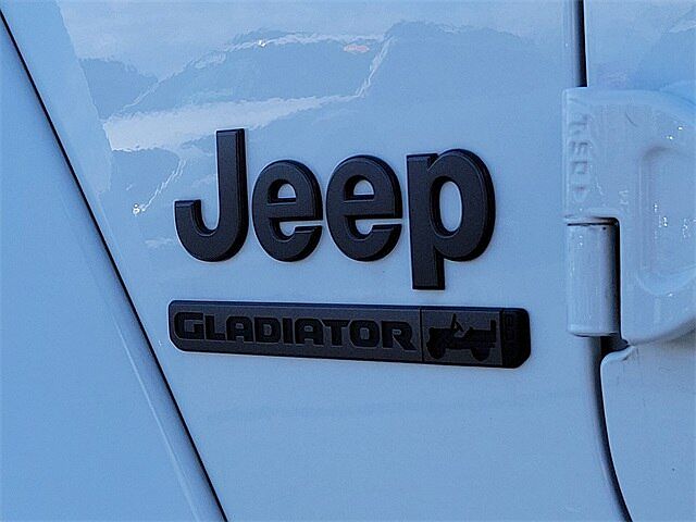 2021 Jeep Gladiator Sport image 25