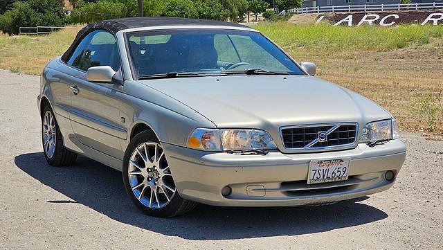 2004 Volvo C70
