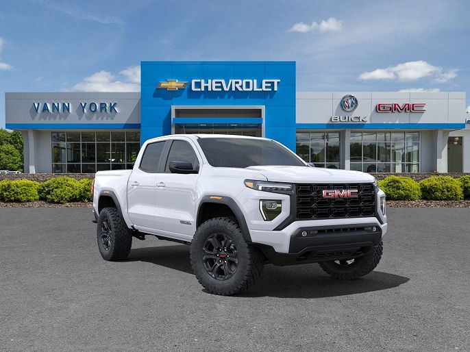2025 GMC Canyon