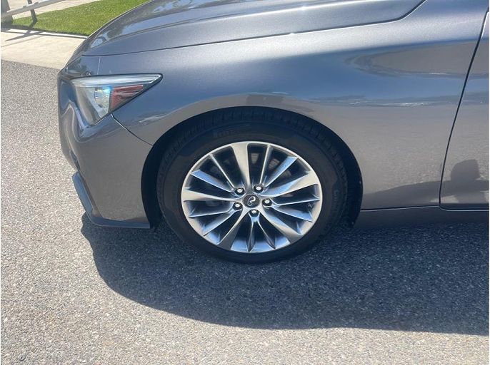 2021 Infiniti Q50