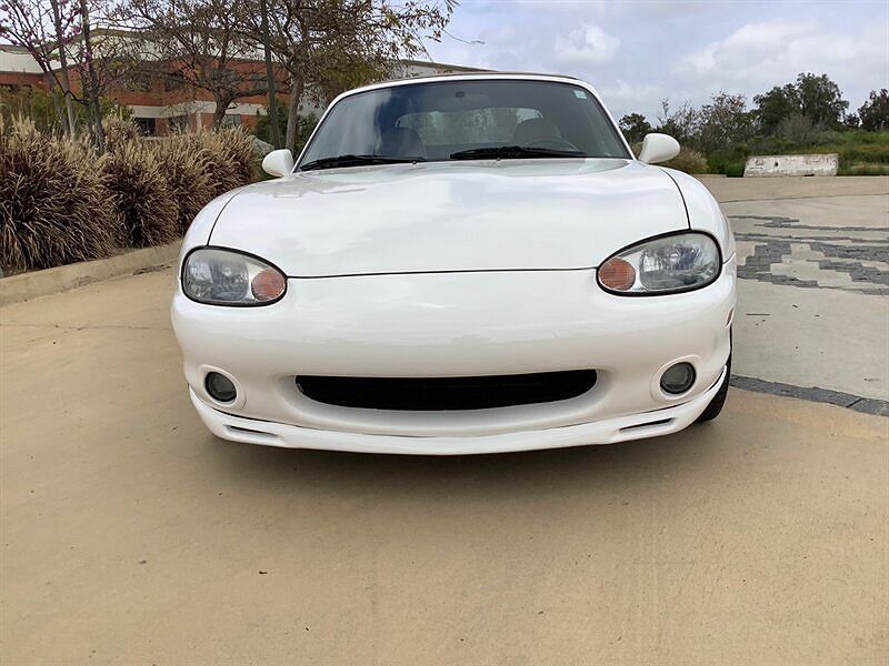 1999 Mazda Miata null image 1