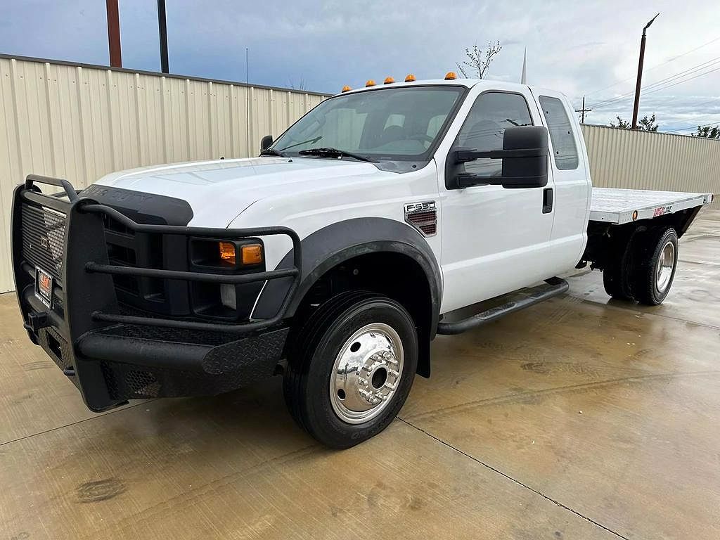 2009 Ford F-550 null image 0