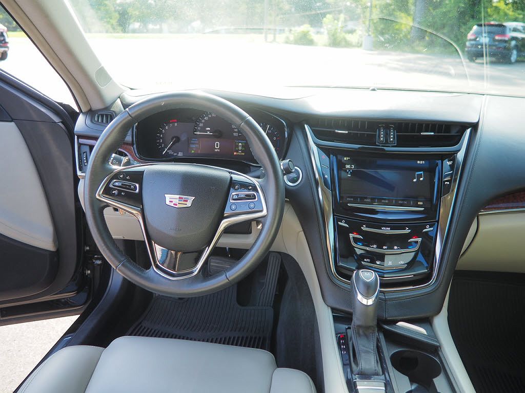 2016 Cadillac CTS Standard image 9
