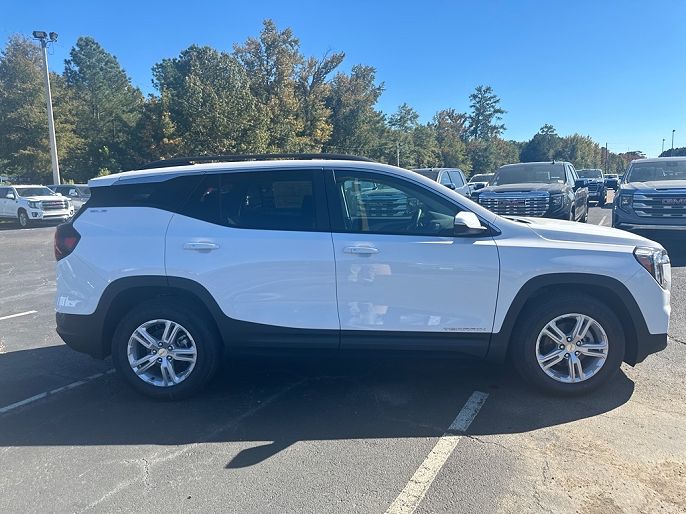 2024 GMC Terrain
