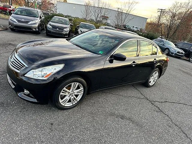 2012 Infiniti G37