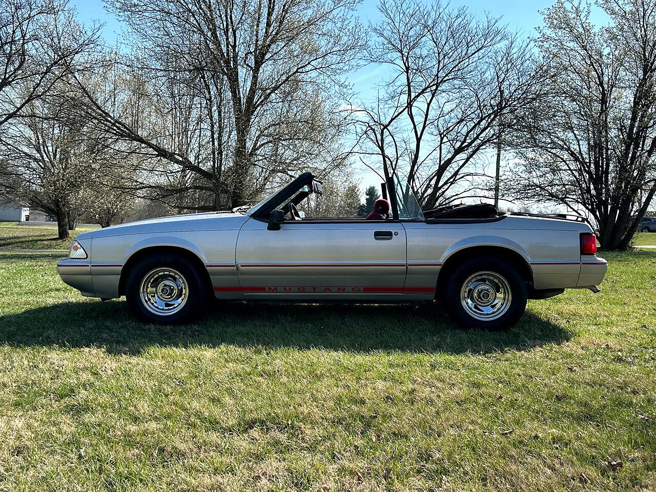 1993 Ford Mustang LX image 3