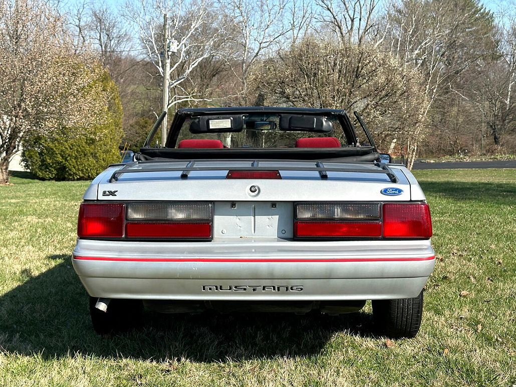 1993 Ford Mustang LX image 5