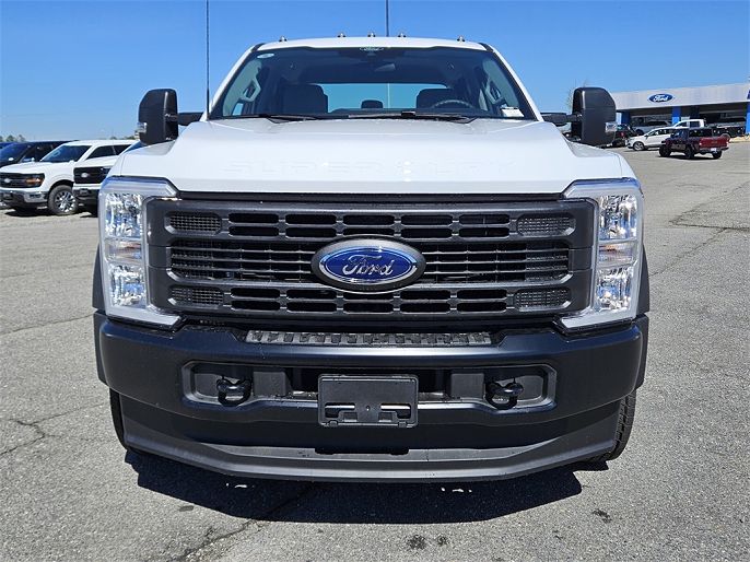 2025 Ford F-550