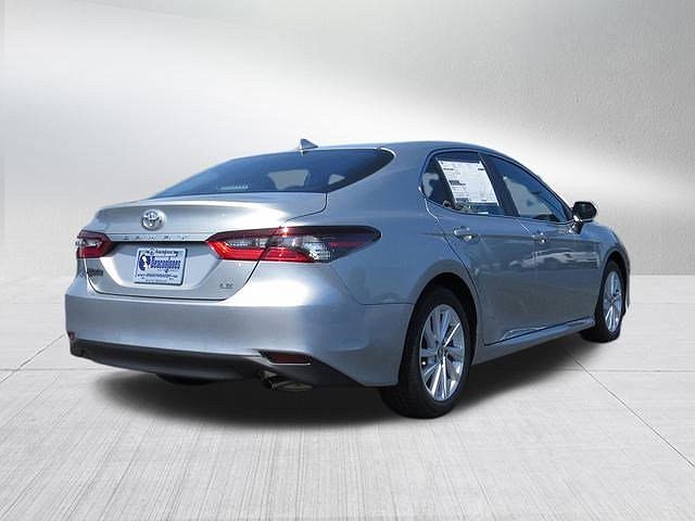 2024 Toyota Camry LE image 2