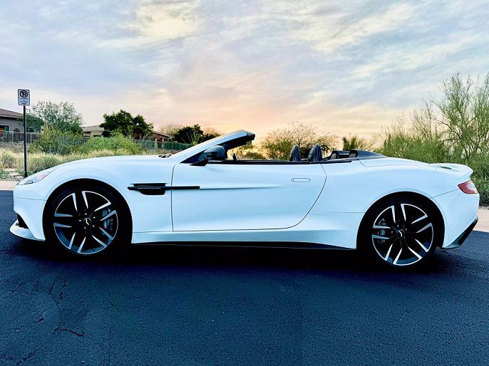 2015 Aston Martin Vanquish