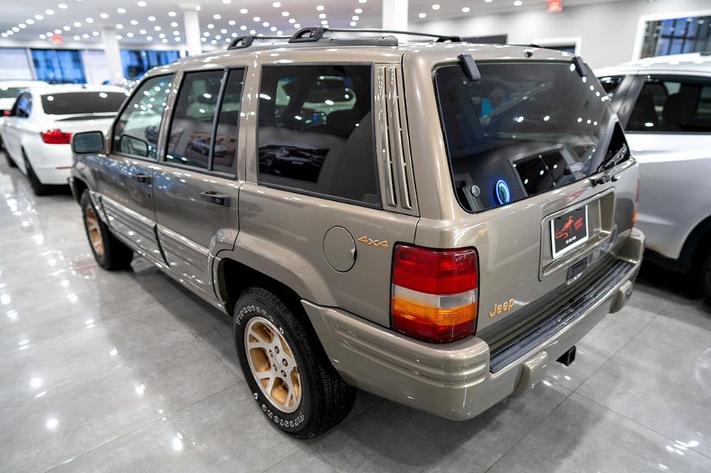 1996 Jeep Grand Cherokee Limited Edition image 3
