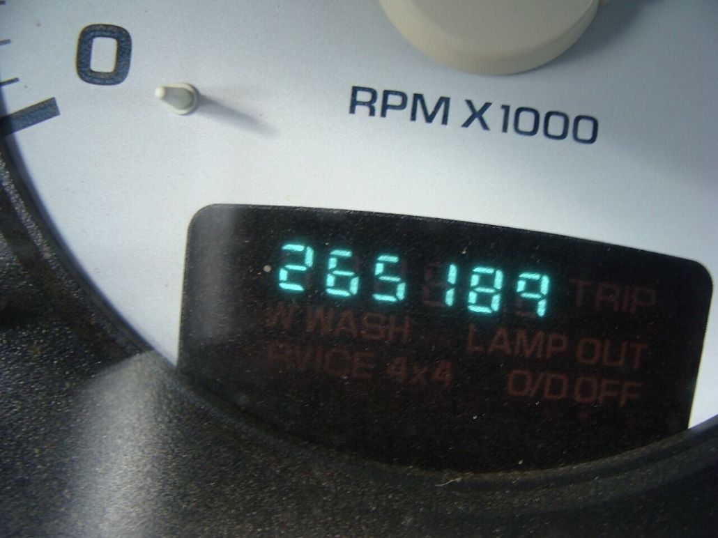 2003 Dodge Ram 3500 ST image 5