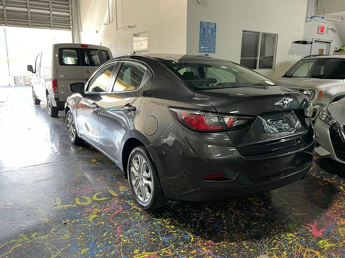 2017 Toyota Yaris iA