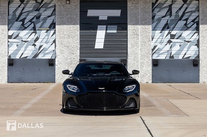 2020 Aston Martin DBS
