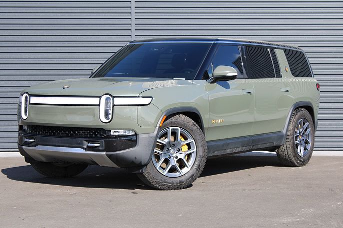 2023 Rivian R1S