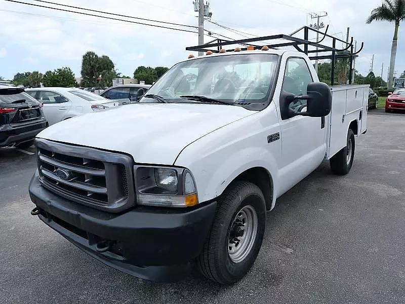 2003 Ford F-350 null image 3