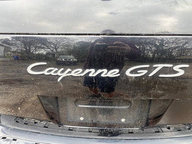 2009 Porsche Cayenne GTS image 3