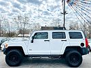 2010 Hummer H3 null image 11