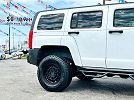 2010 Hummer H3 null image 6
