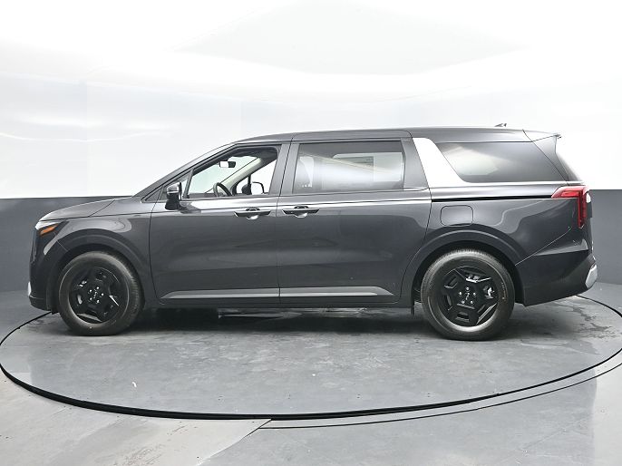 2025 Kia Carnival
