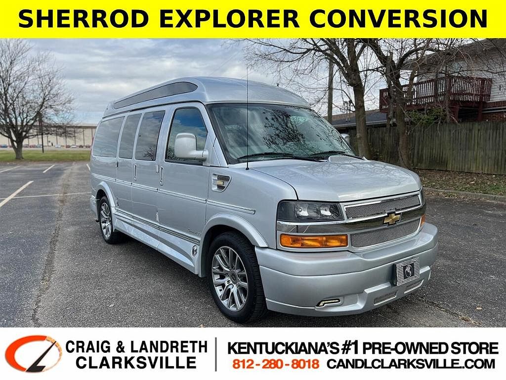 2019 Chevrolet Express 2500 image 0