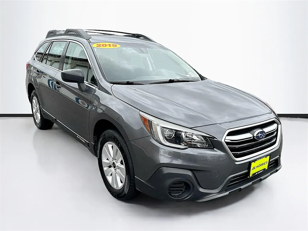2019 Subaru Outback 2.5i image 2