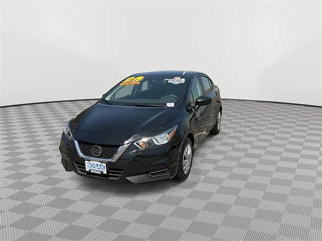 2020 Nissan Versa S image 3