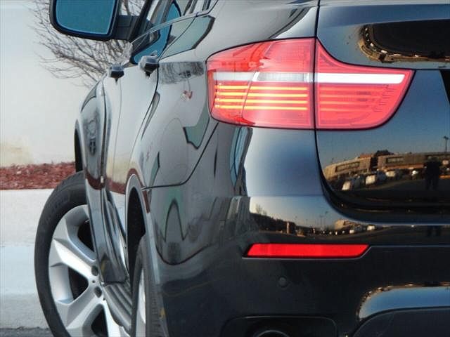 2012 BMW X6 xDrive35i image 0
