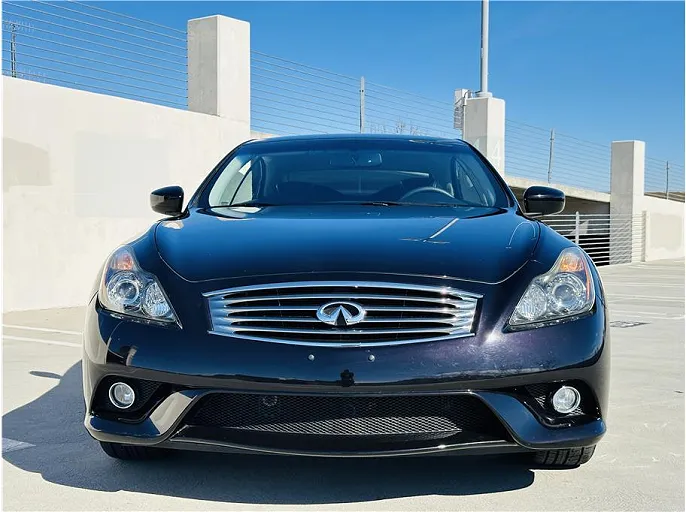 2012 Infiniti G37