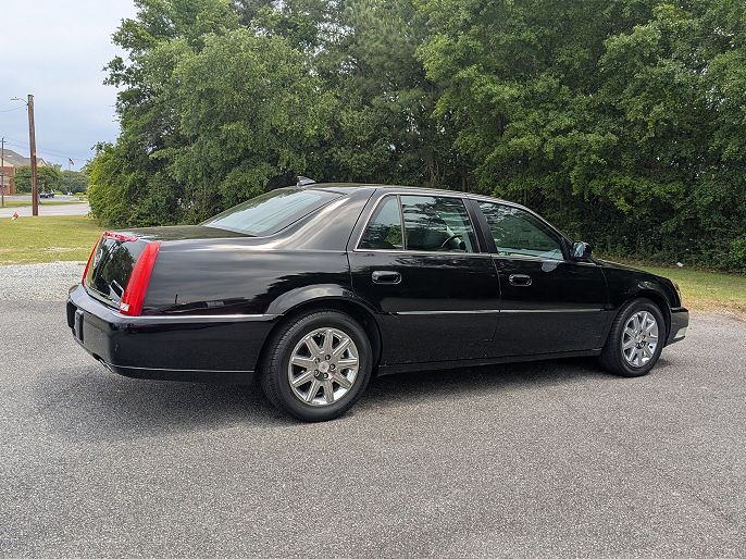 2011 Cadillac DTS