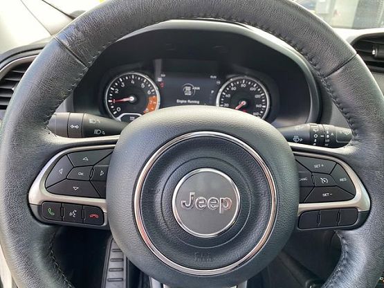 2022 Jeep Renegade Latitude photo 11