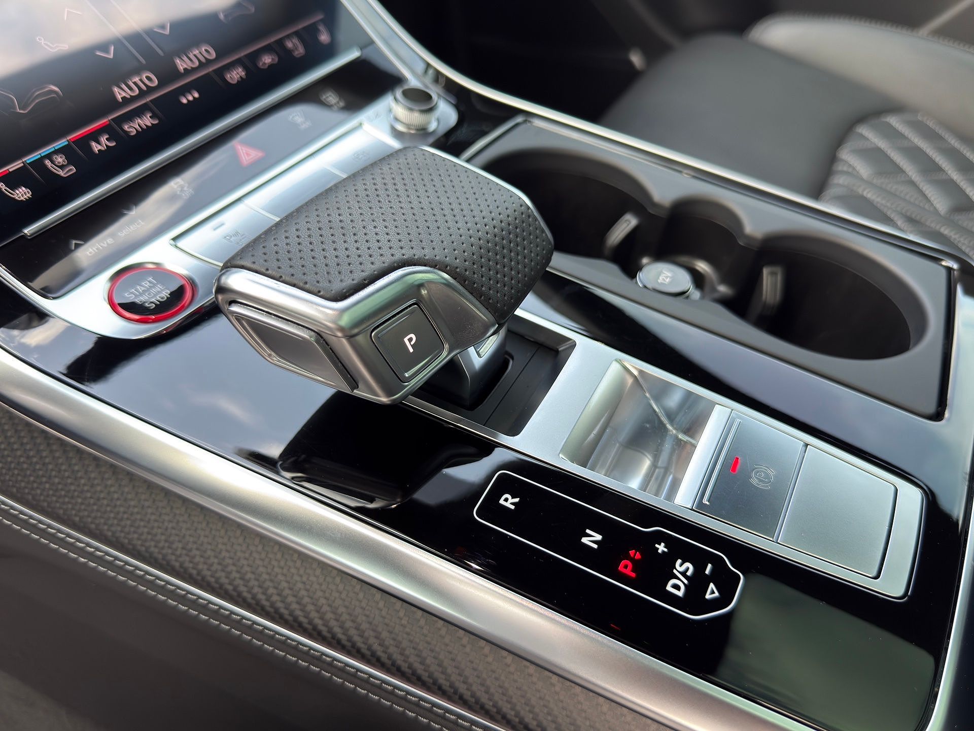 2024 Audi SQ8