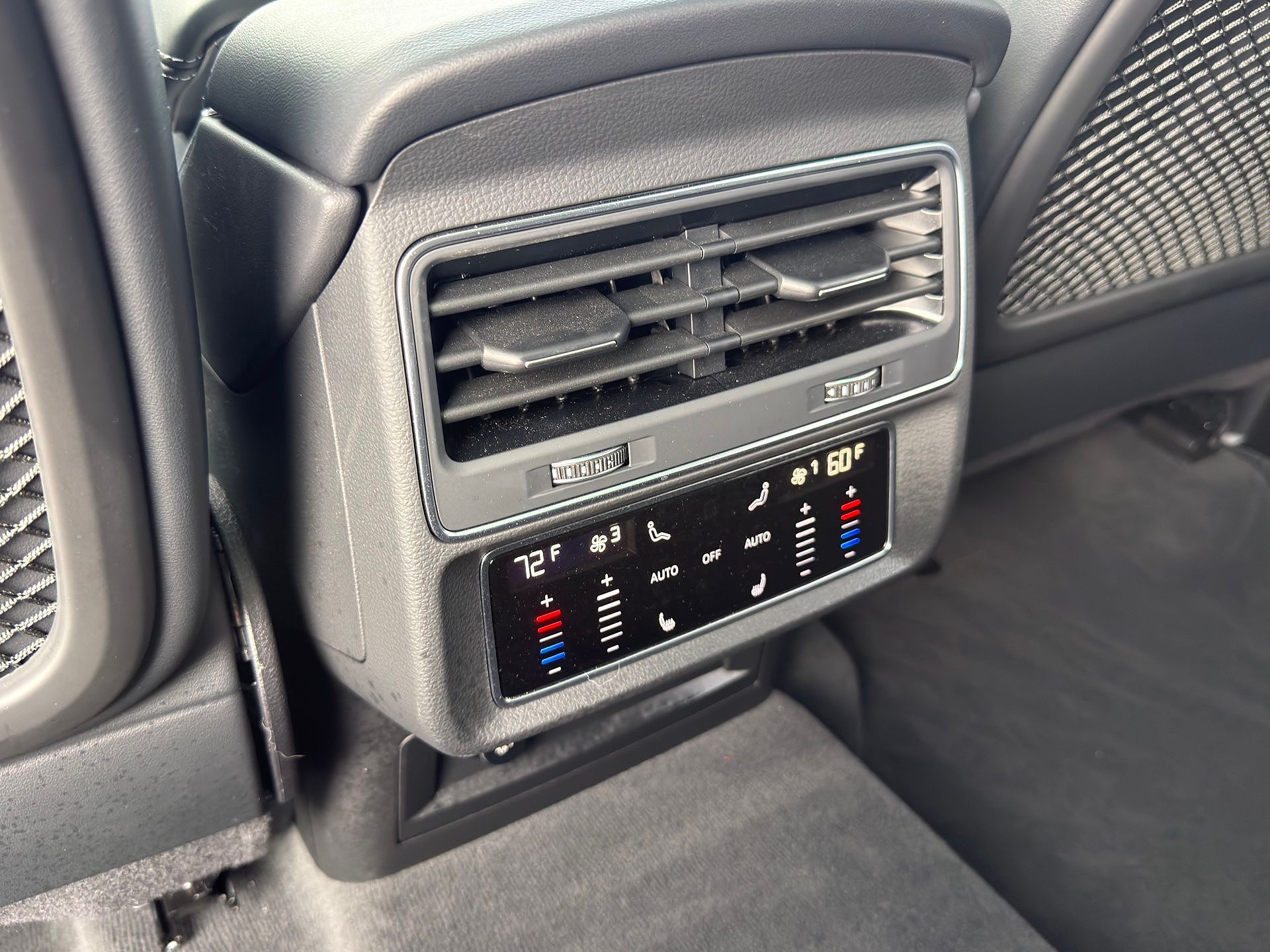 2024 Audi SQ8