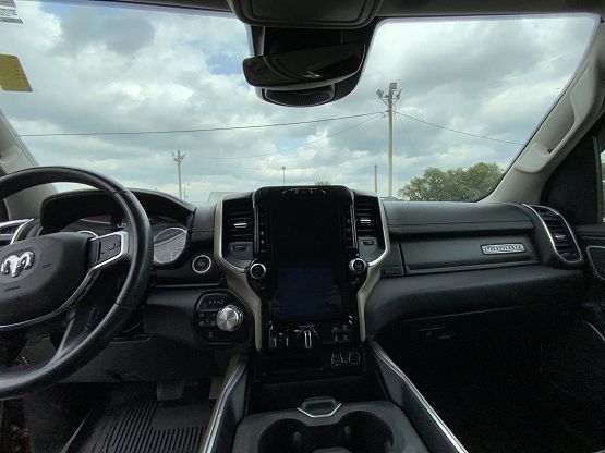 2022 Ram 1500 Laramie photo 11