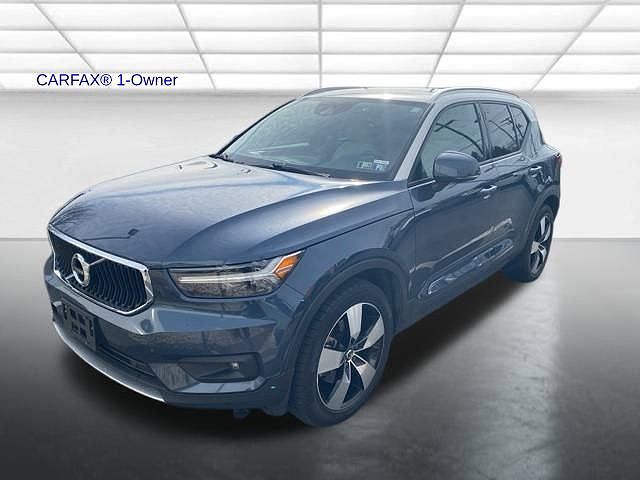 2021 Volvo XC40