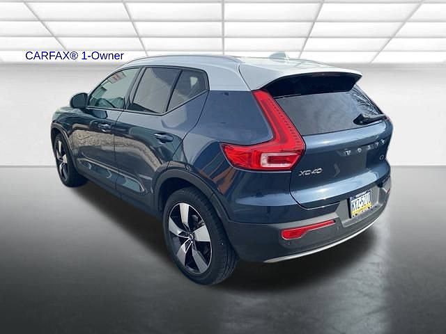 2021 Volvo XC40