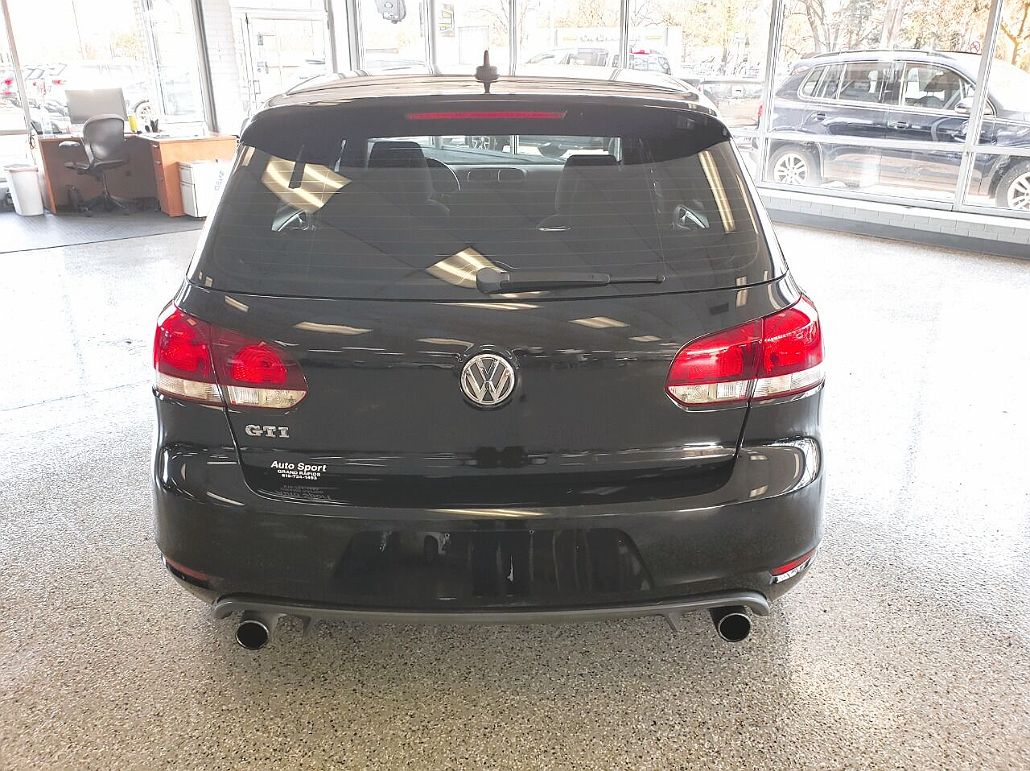 2014 Volkswagen GTI Wolfsburg Edition image 5