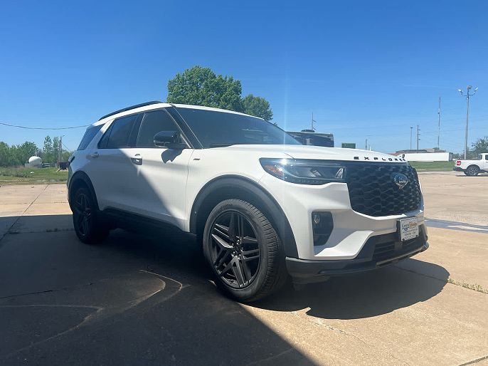 2025 Ford Explorer