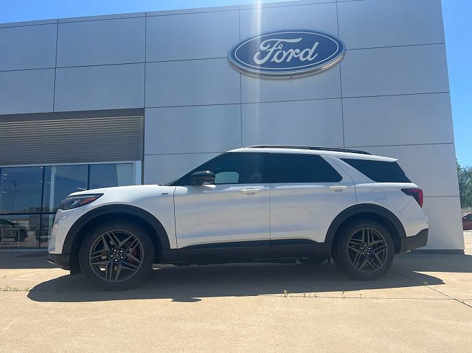 2025 Ford Explorer