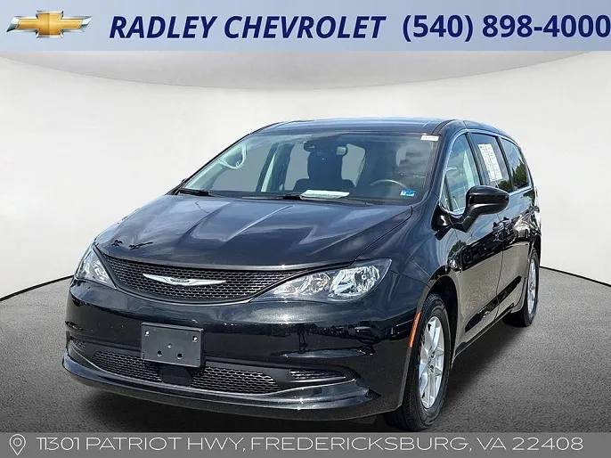 2022 Chrysler Voyager