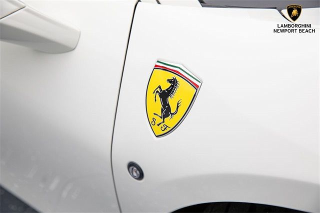 2020 Ferrari F8 Tributo null image 4