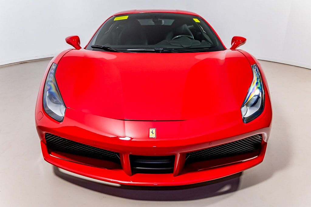 2019 Ferrari 488 GTB image 1