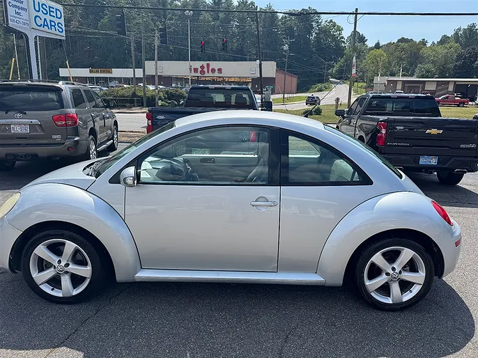 2006 Volkswagen New Beetle