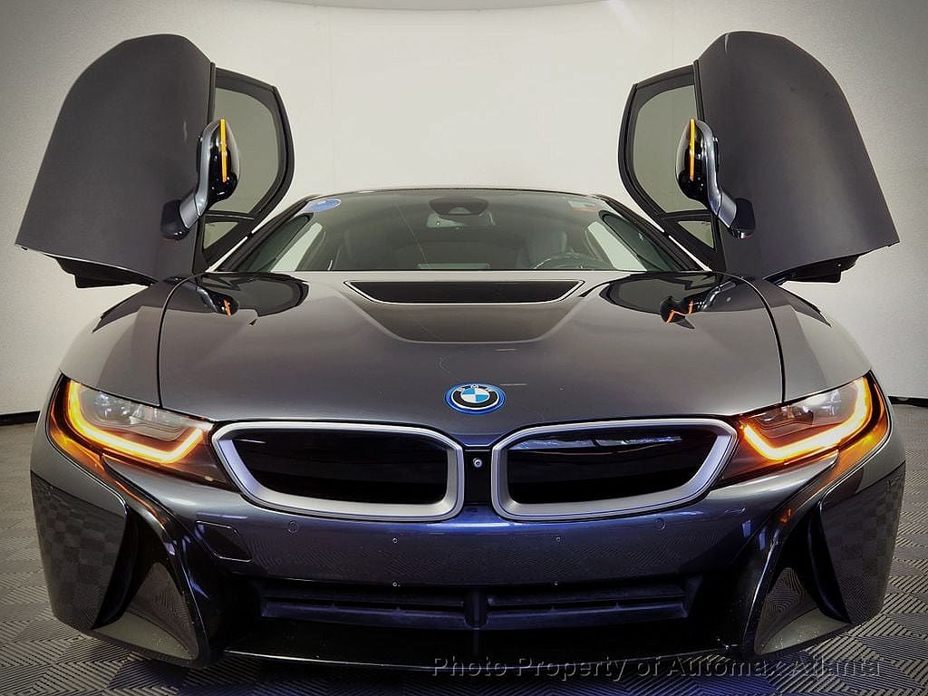 2017 BMW i8 null image 7