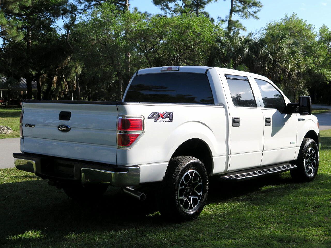 2014 Ford F-150 FX4 image 6