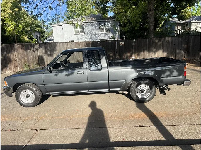 1990 Toyota Pickup