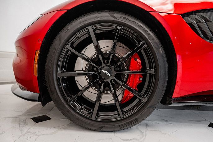 2023 Aston Martin V8 Vantage